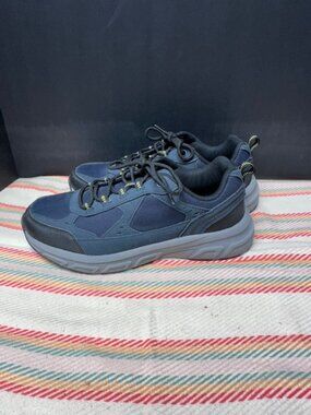 Vively Trail Walk Sneakers Men's Size 9